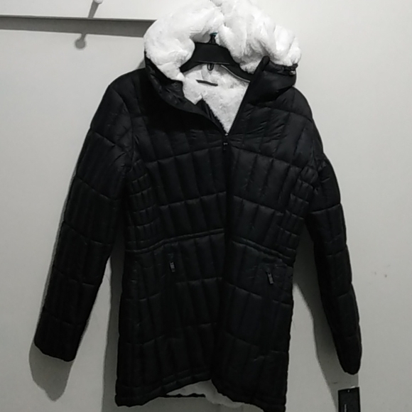 Steve Madden Jackets & Blazers - Steve Madden Glacier shield winter puffer jacket  size small .